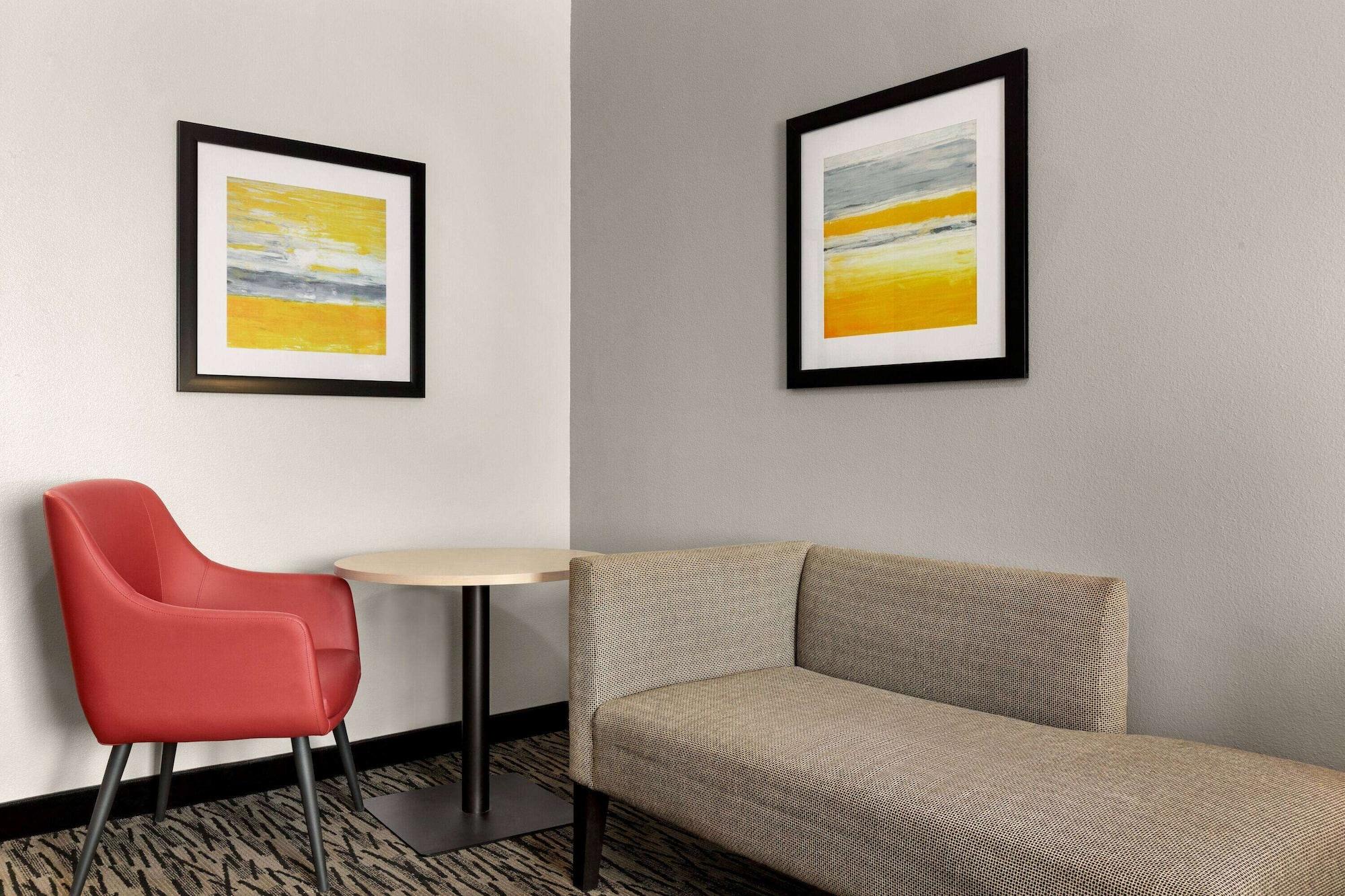 Hotel Ramada By Wyndham Marina Esterno foto
